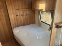 2011 BAILEY ORION 440 7.jpg